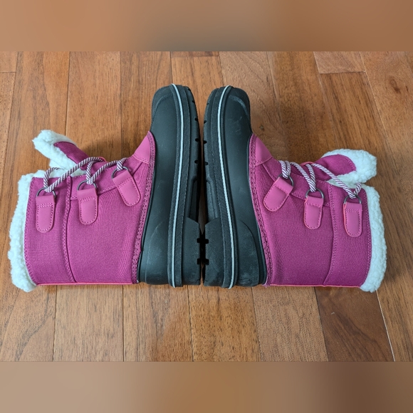 Cat & Jack Girls size 3 Pink Snow Boots - Picture 5 of 6